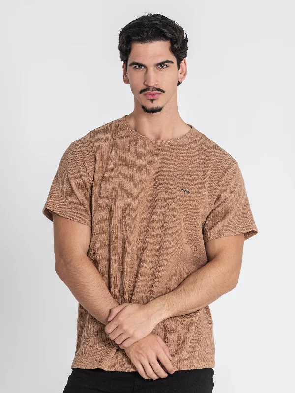 Timeless Chic Look Camel Texture Tee