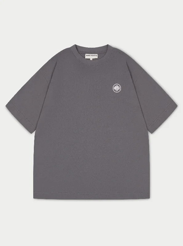 Relaxed Patterns Look SEASON 24 RELAXED FIT T-SHIRT - CHARCOAL