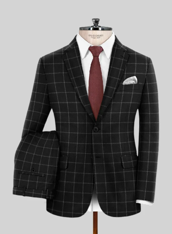 Minimalist Weekend Italian Scuelo Black Wool Suit