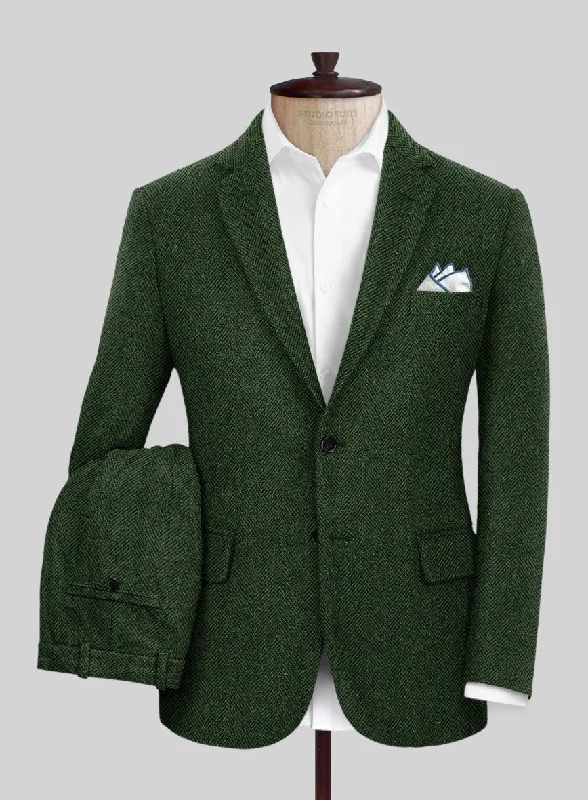 Simplistic Monochrome Highlander Heavy Green Herringbone Tweed Suit