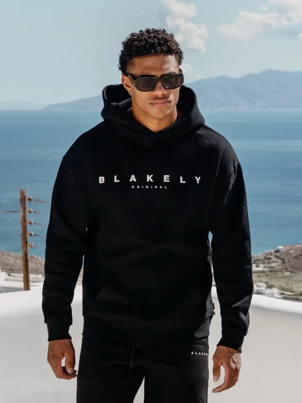 Minimalist Weekend Evolved Relaxed Hoodie - Black