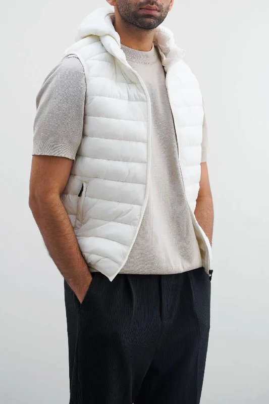 HOODED GILET